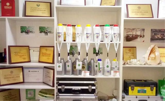 李總美博士門店證書展墻 李總美博士門店證書展墻